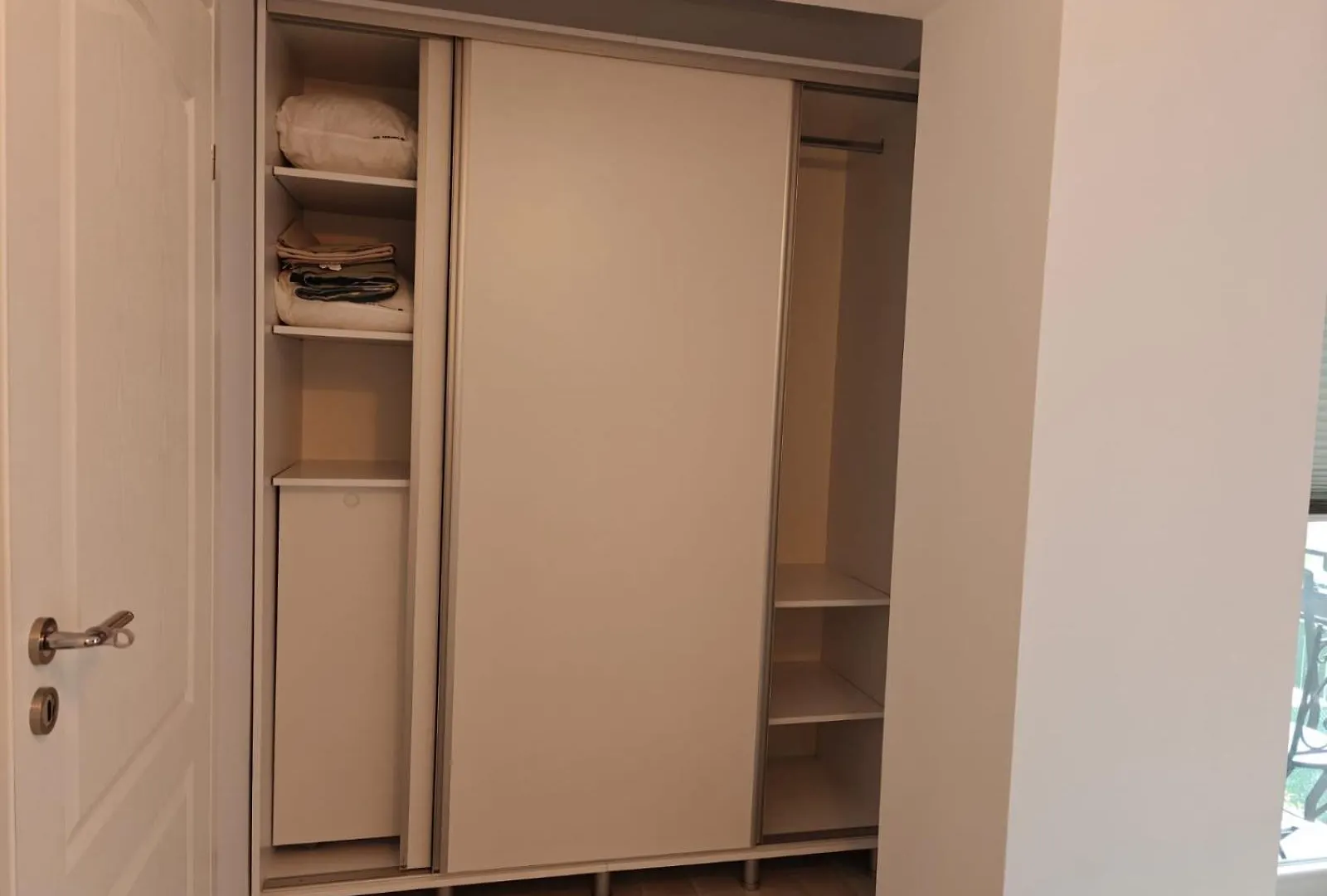 Dusan Residence Otopeni 7 아파트