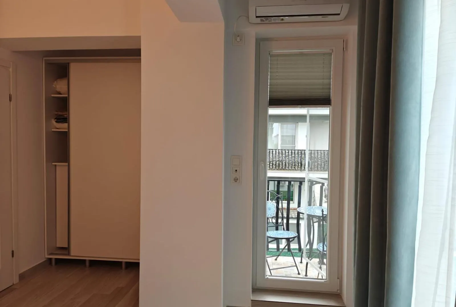 Dusan Residence Otopeni 7