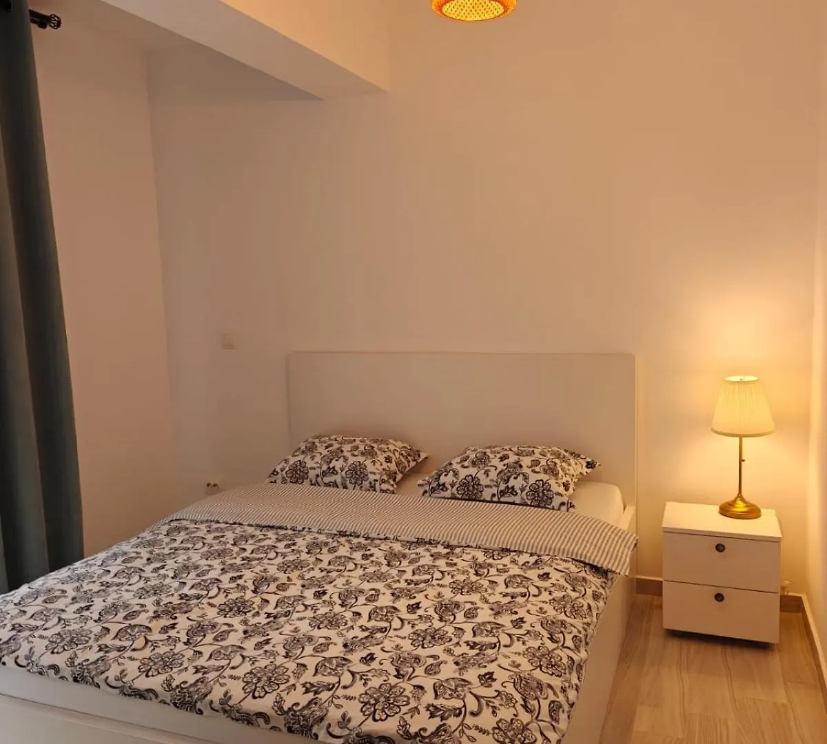 Dusan Residence Otopeni 7 0*,  Romania